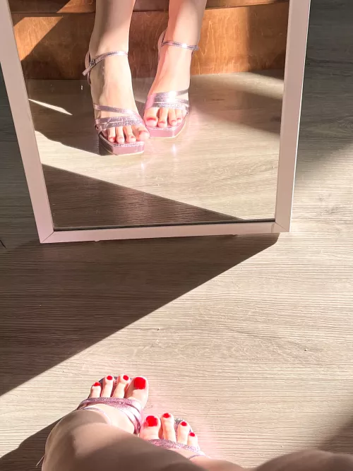 Cute girls can be very dirty