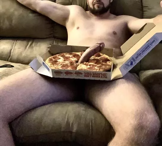 Did someone order the big sausage pizza??😈