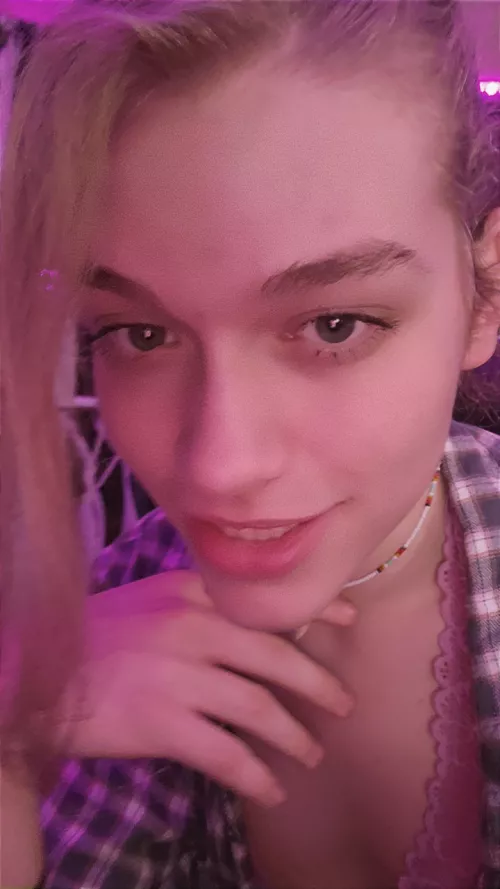 DONT I LOOK SO PRETTYYYYY!!