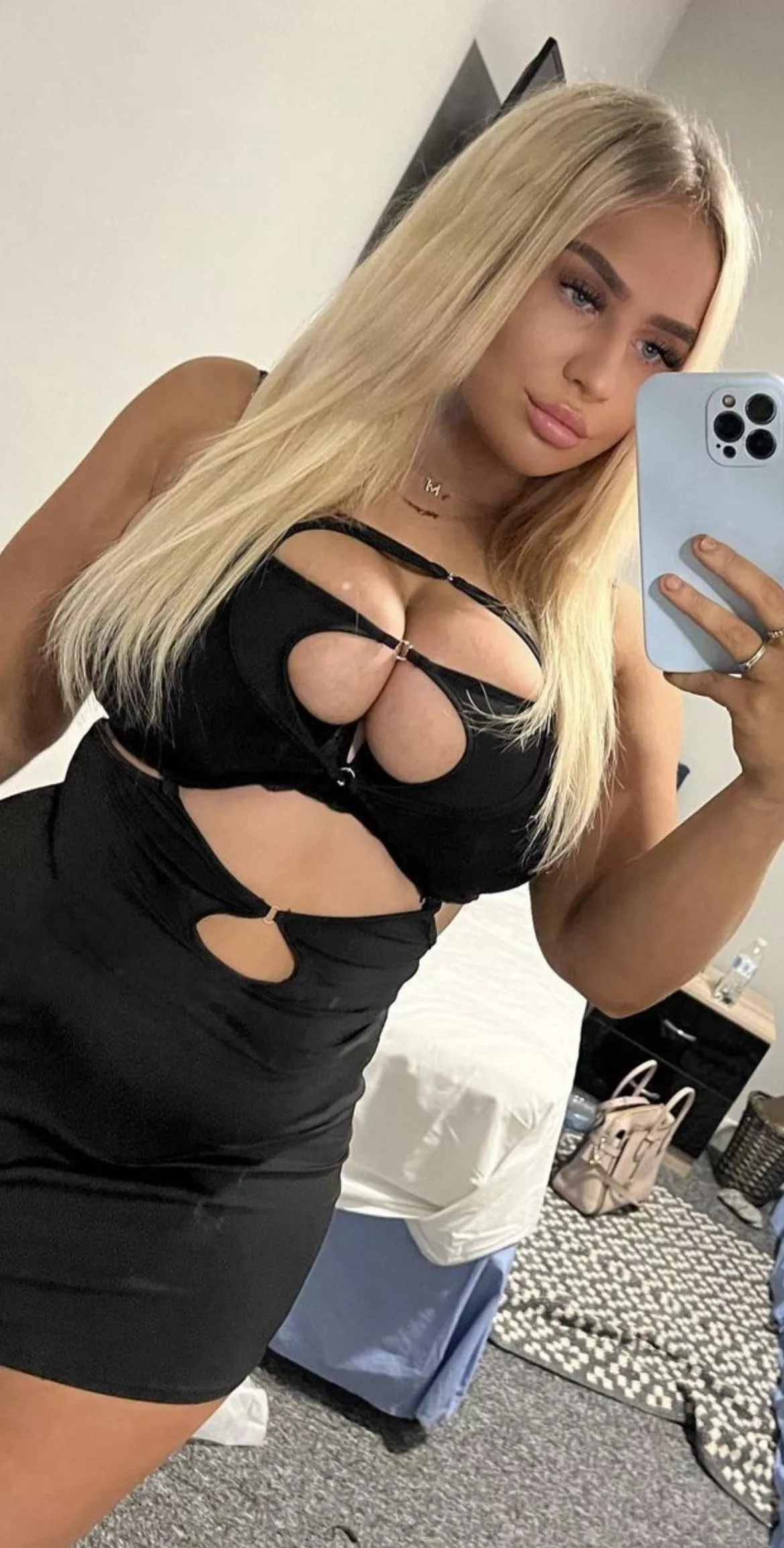 Dress only just holding on!