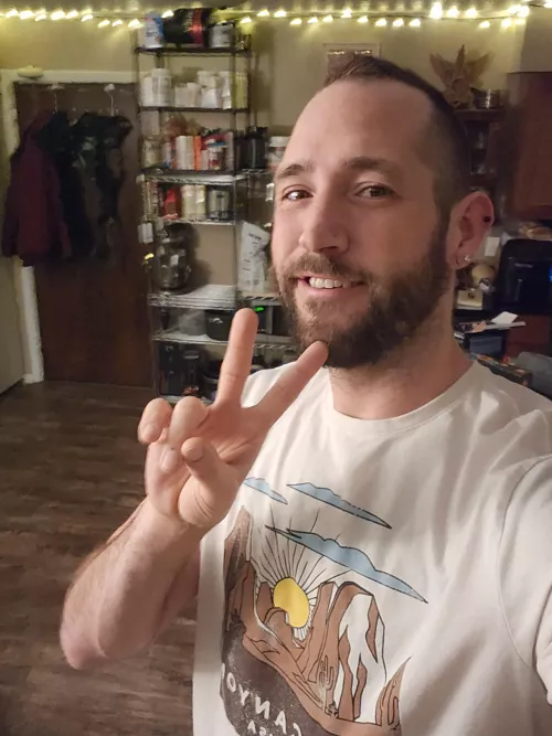 happy monday you beautiful bad @ss! hope you day is as amazing as you! oh and nice butt! 😘😏