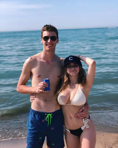 i know why he's smiling 😏