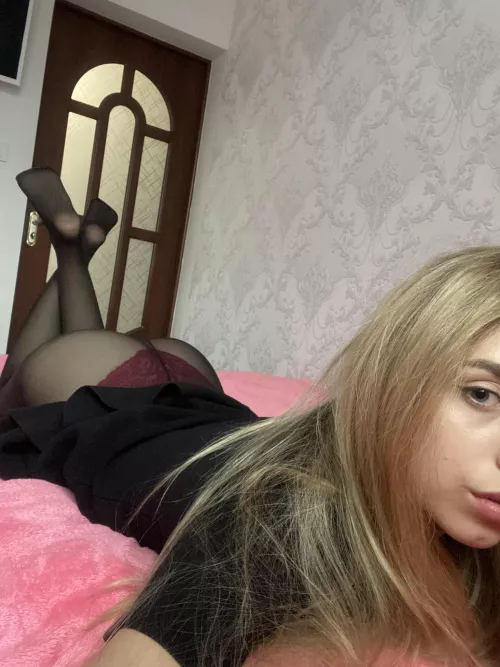 I love sex in black pantyhose