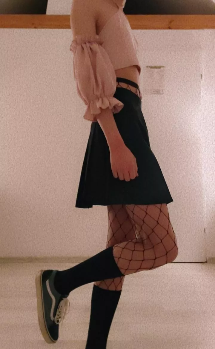 I need attention 😖