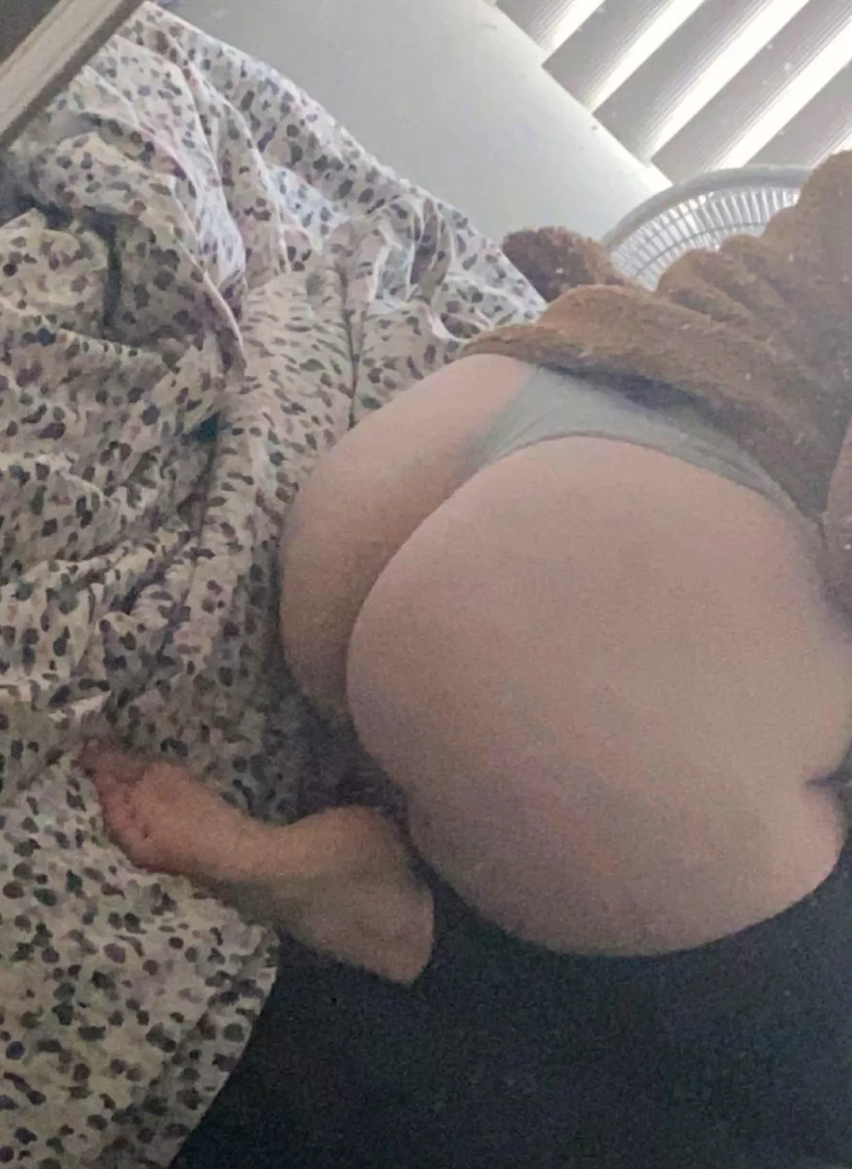 It’s just missing some hand prints