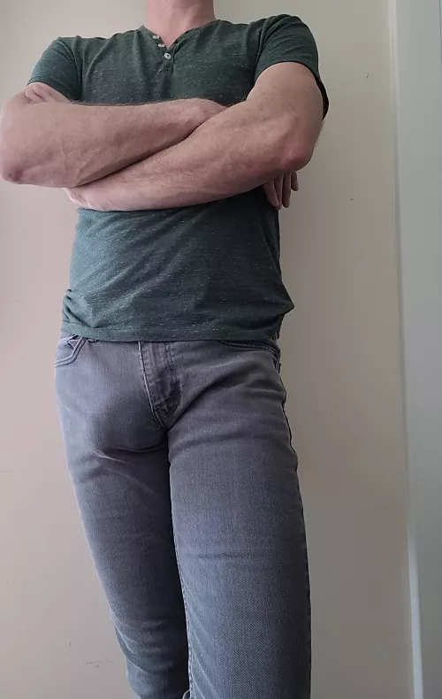 Ludicrous bulge