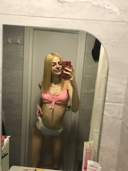 My application to be your new roommate!