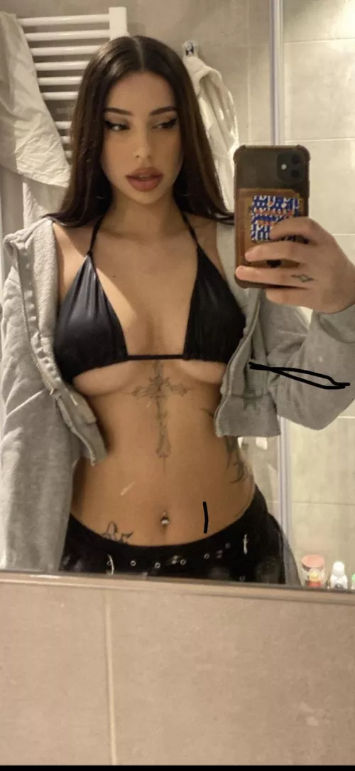 Pls caption my hot crush (make me to her cleanup toy after she fucked strangers)