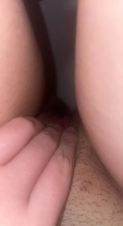 Should i move my hand 😈