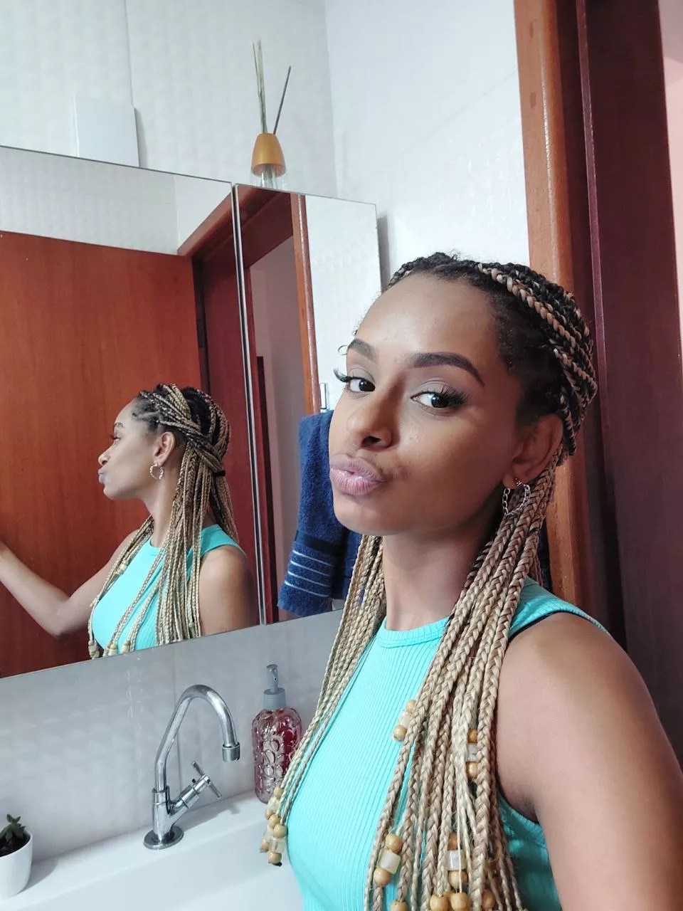 Taking a selfie while seeing me taking a selfie