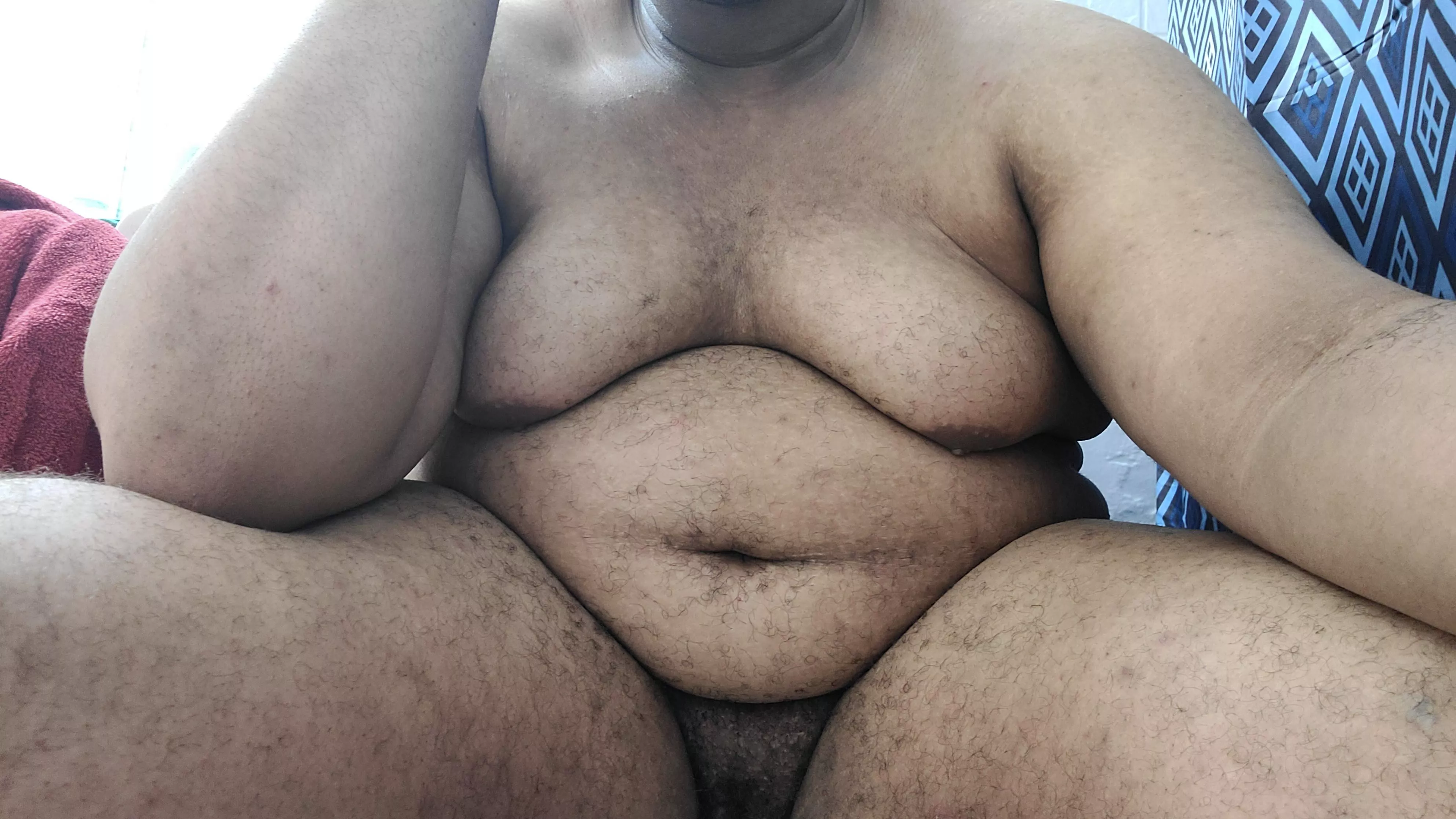 Thought I'd drop a pic before this late night shower😴