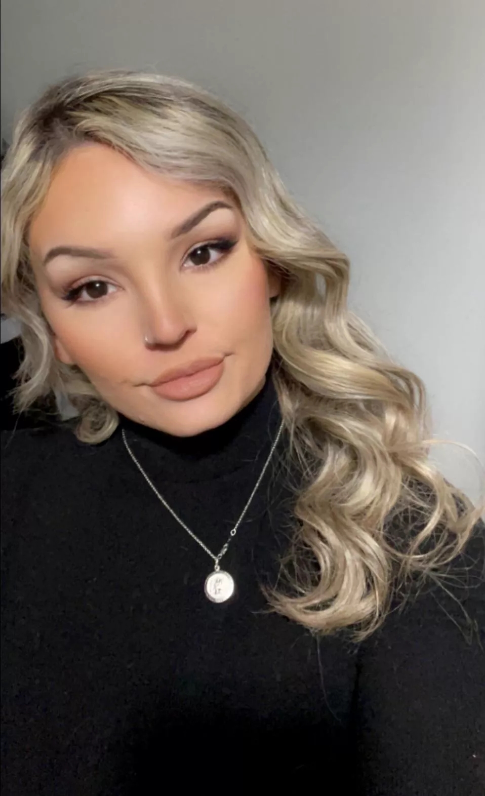 Upvote only if you'd let me peg you [domme]