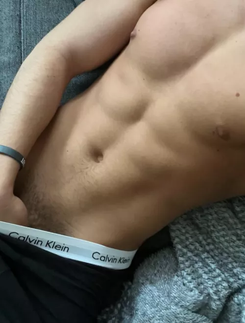 who will join my hand?