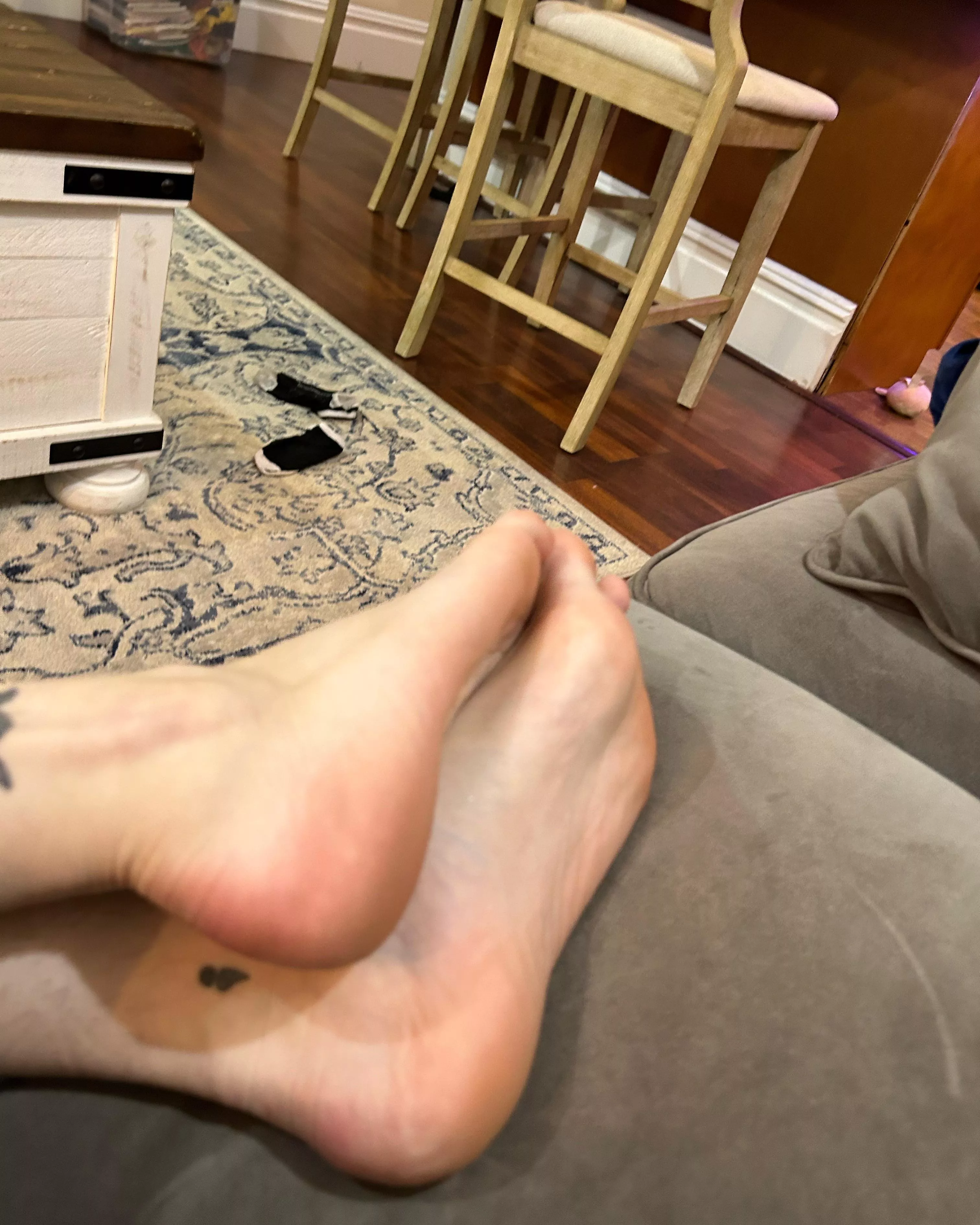 Who’s gonna lick them clean? 👅💦💦