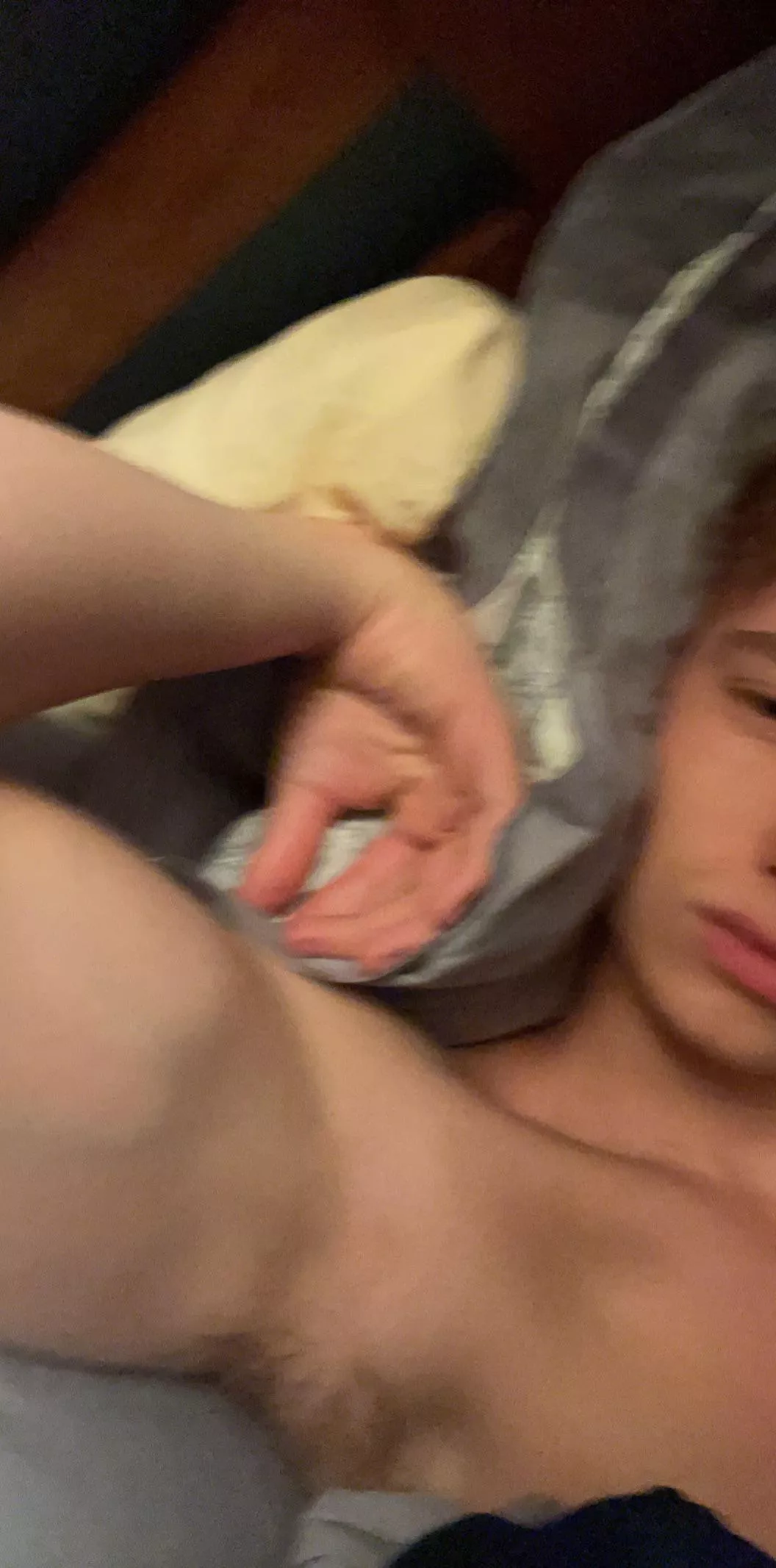 20 m blonde pretty boy looking for same. Show face and no chats. Sc Tylert_6