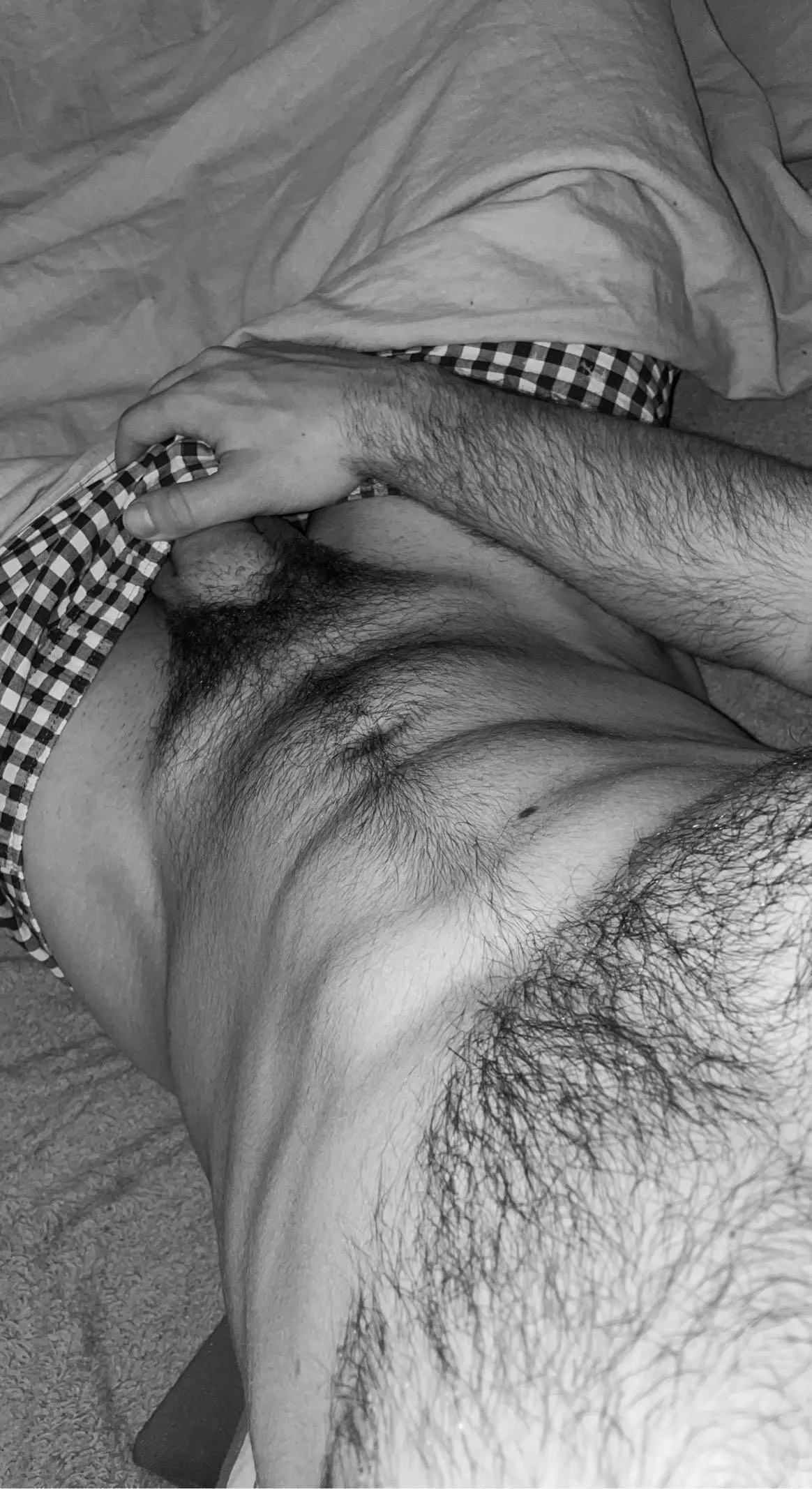 (24) sup guys, wanna join?