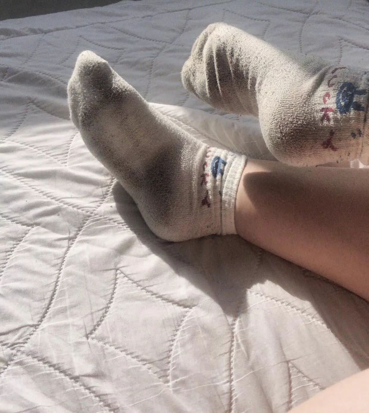 3 Days for 25$. Can ship them out tomorrow morning. Discreet, vacuum-sealed shippening with a tracking number