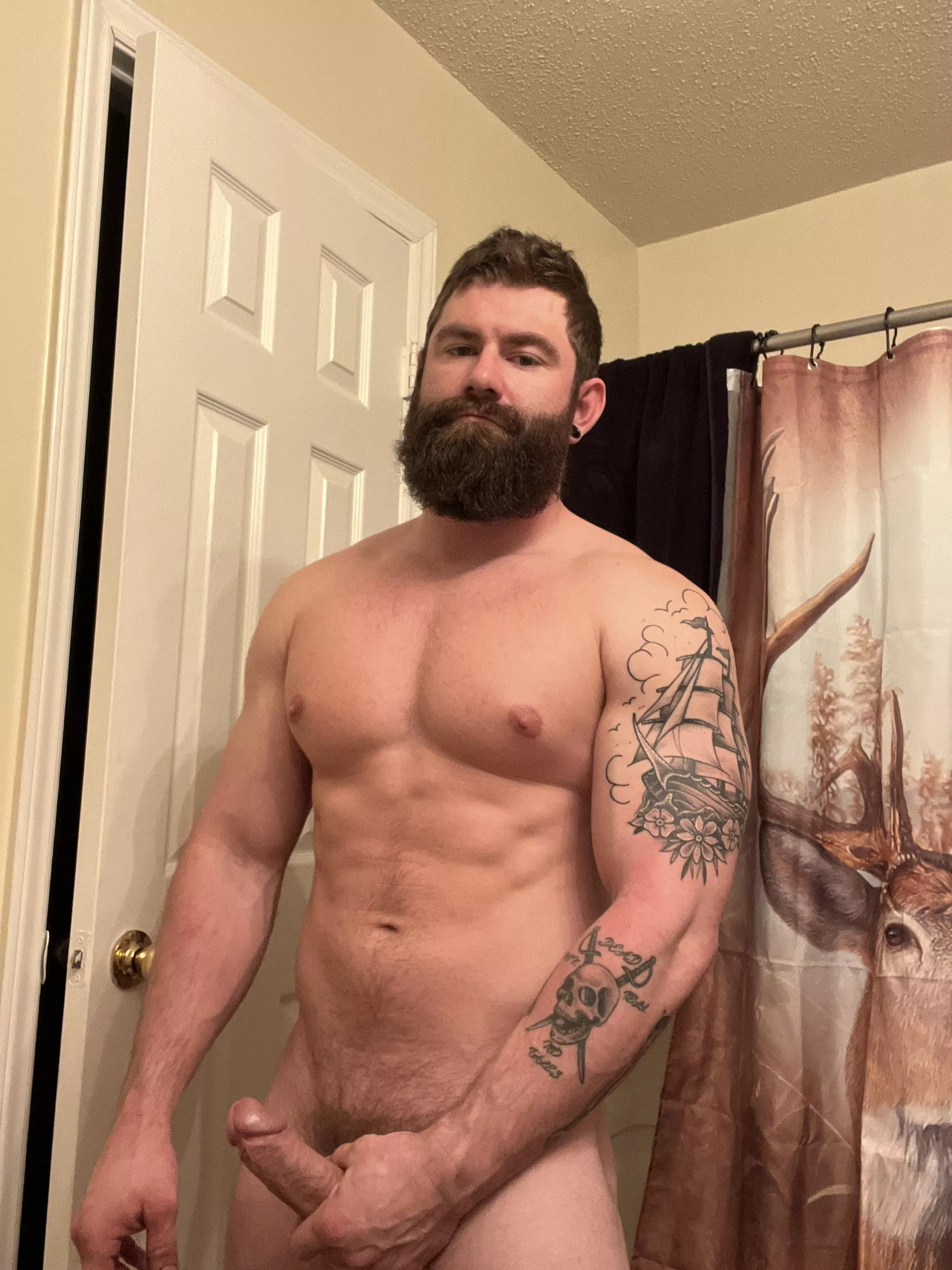 Accepting applications for my inked gym gf.