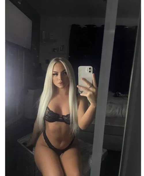 Amy showing off in her underwear