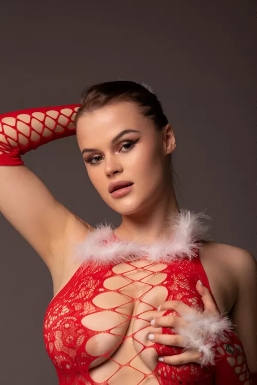 Any cocks free for a titty fuck ;)