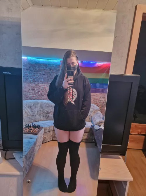 any suggestions for good poses? 🖤