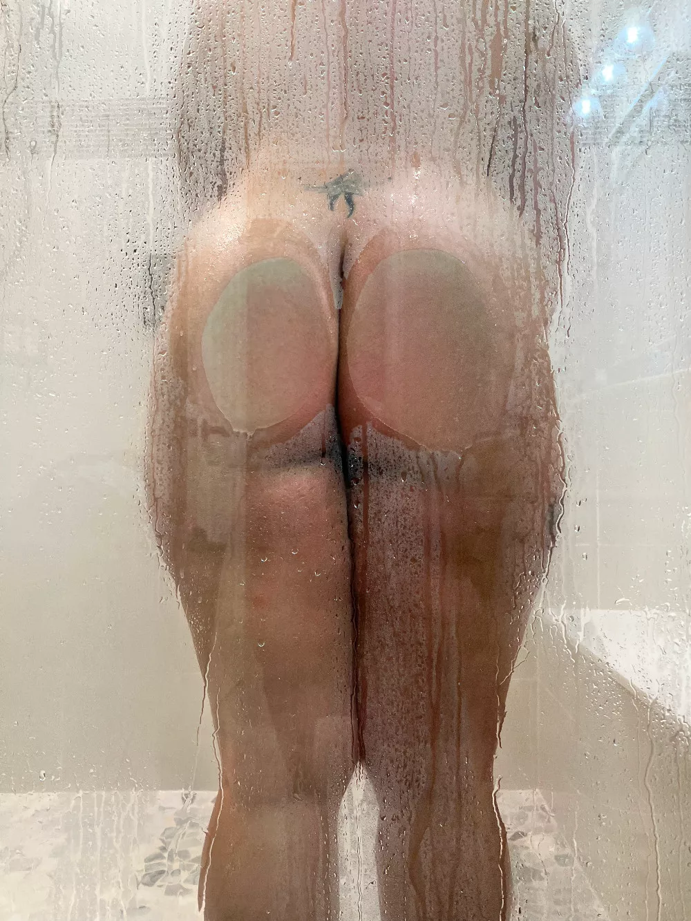 Come wash my body for me!