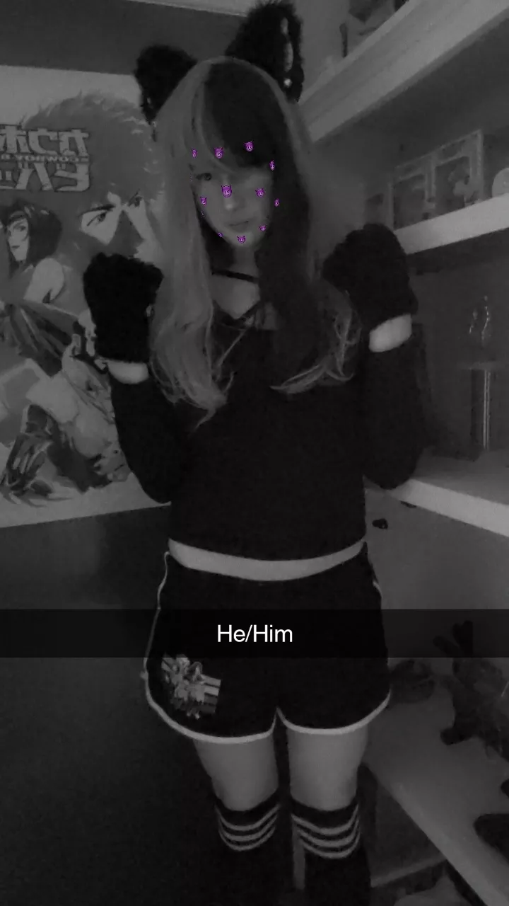 Cuddle me Please🥺