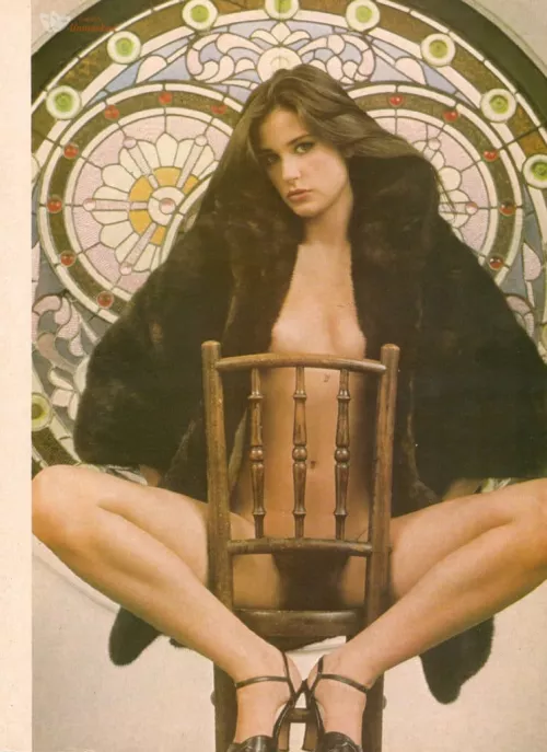 Demi Moore hair pussy