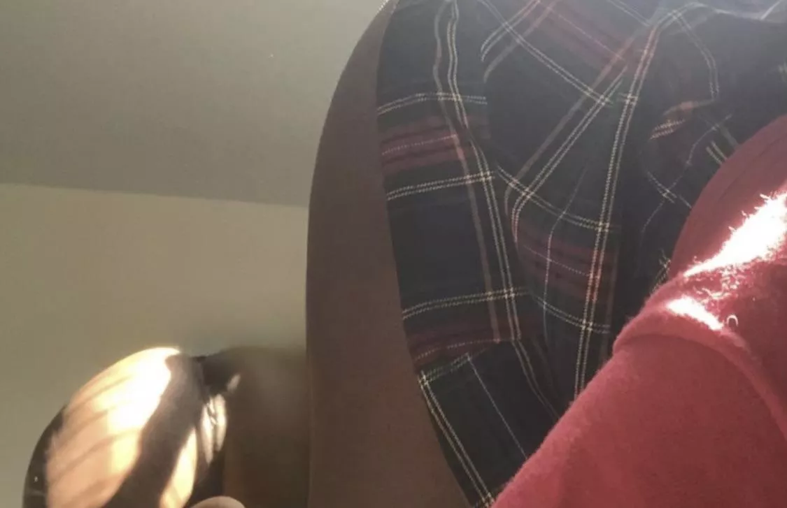 do u like my skirt?(: what would u do?