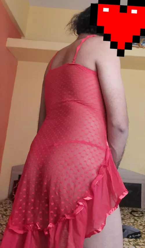 first time I'm wearing my mom 👗