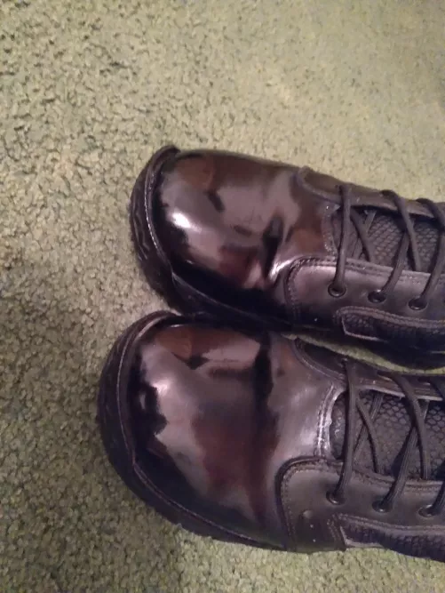 I have some experience shining Millitary boots, any tips based on the image below?