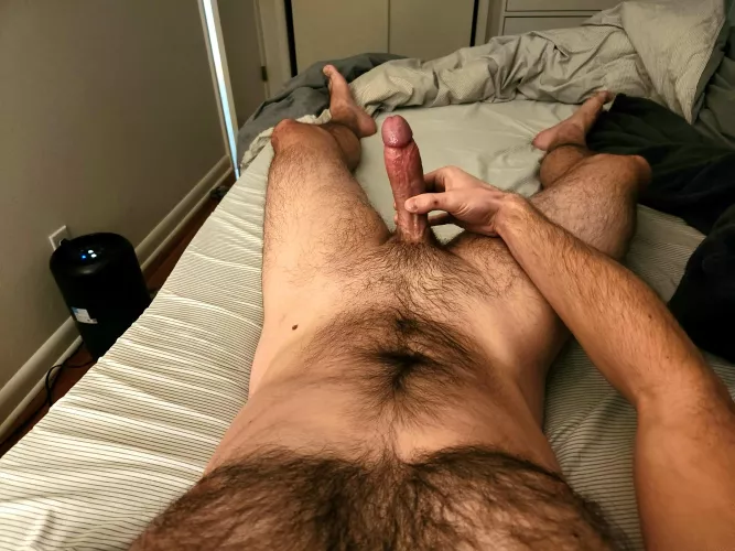 I know most don't like recieving dick pics but I like taking them...