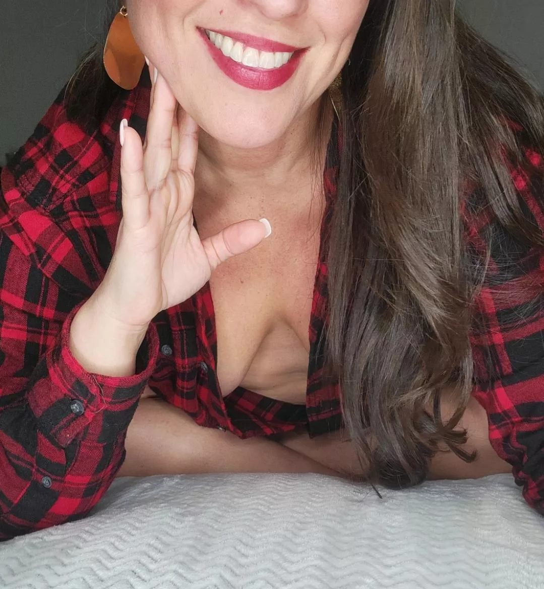 It's been a long day of adulting, I need one of those hugs that turn into sex 😄