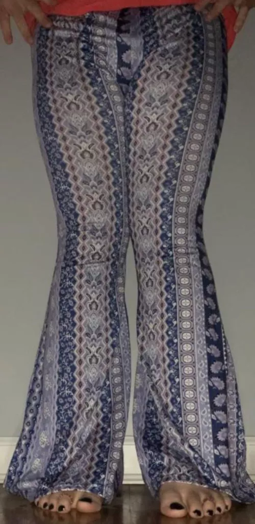 Let mommy step on you