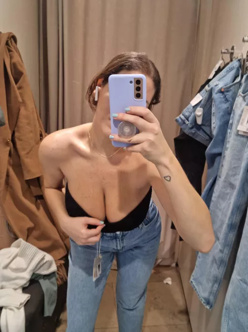 Looking for the perfect spring jeans