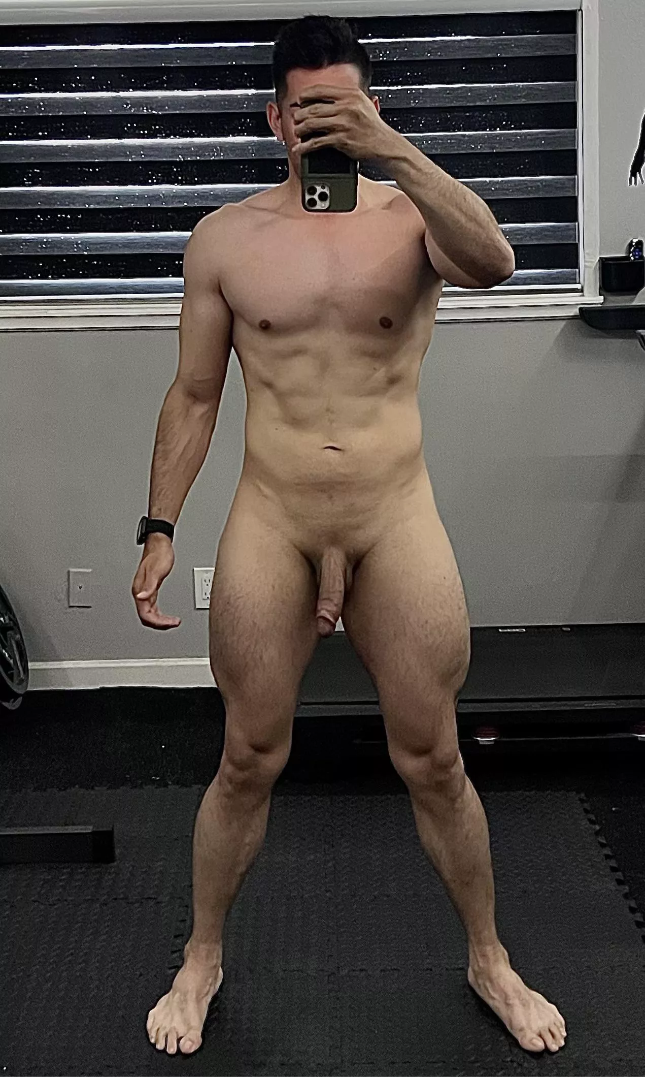 (M)