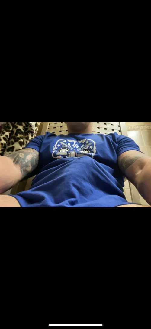 My third leg is annoying sometimes… [m][oc]