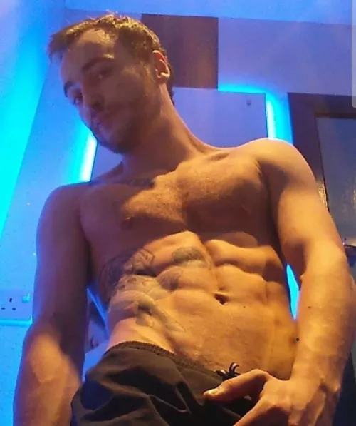 New to Reddit, what you guys think? 😋