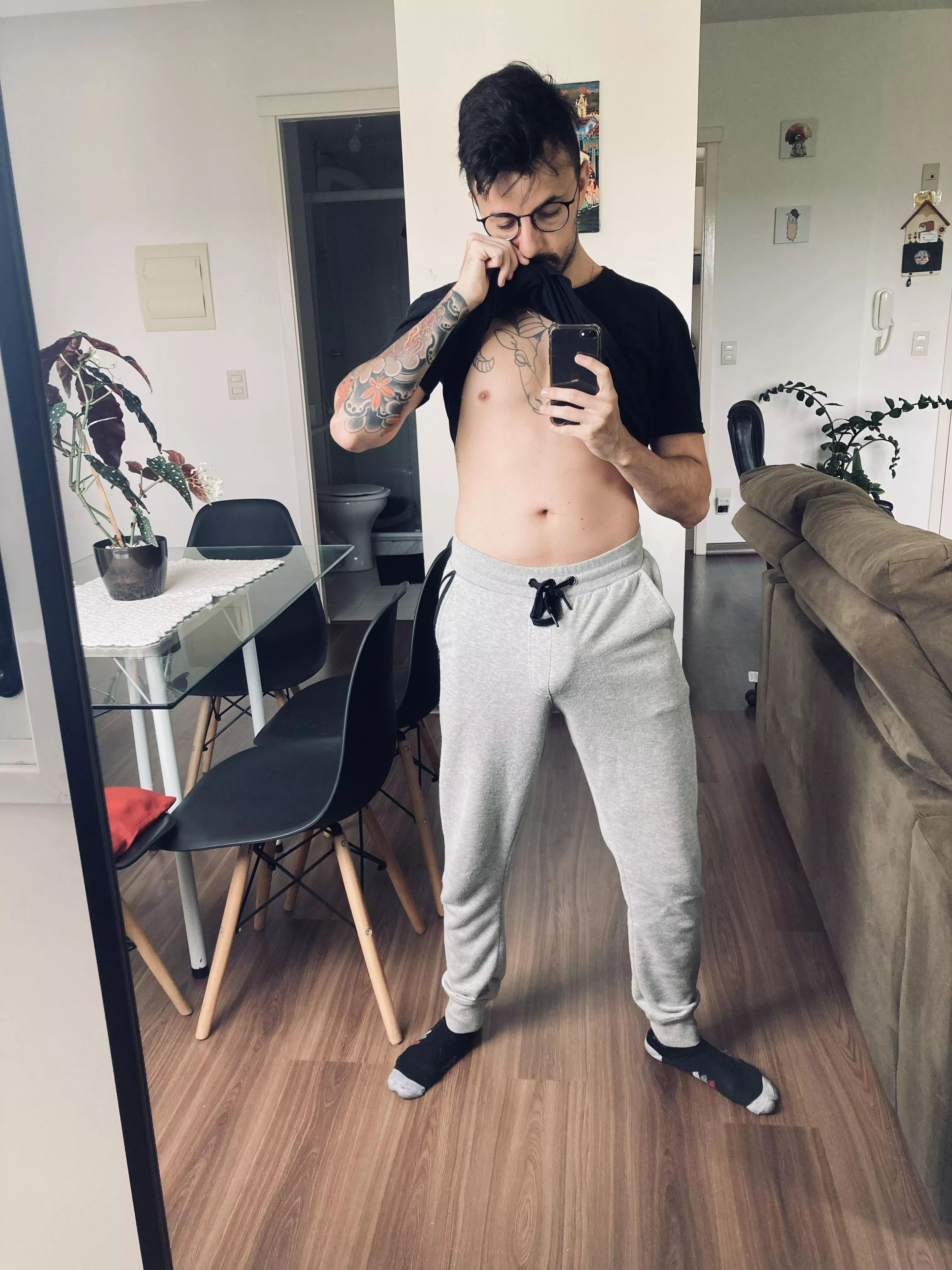 Sweatpants without underwear 🤤