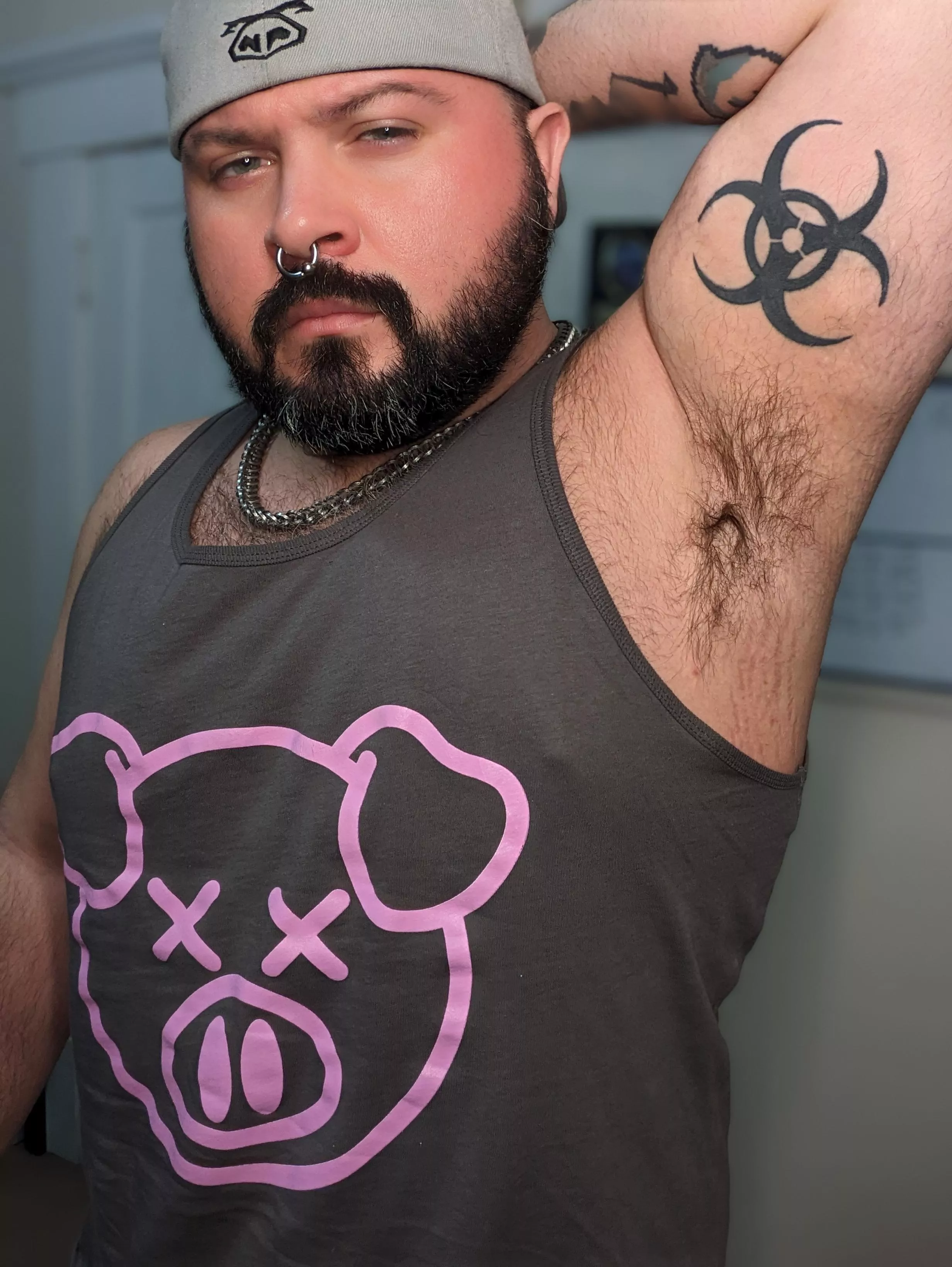 tell me what you think it smells like pig.