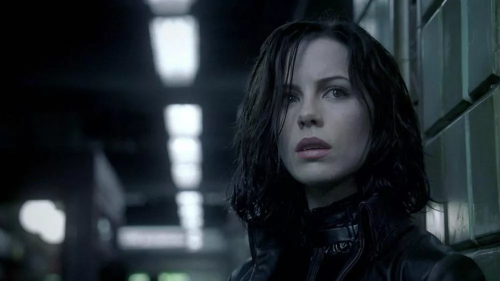 Trying to make Selene (Kate B) from the movie Underworld. What WM head and body or should I look at another company?