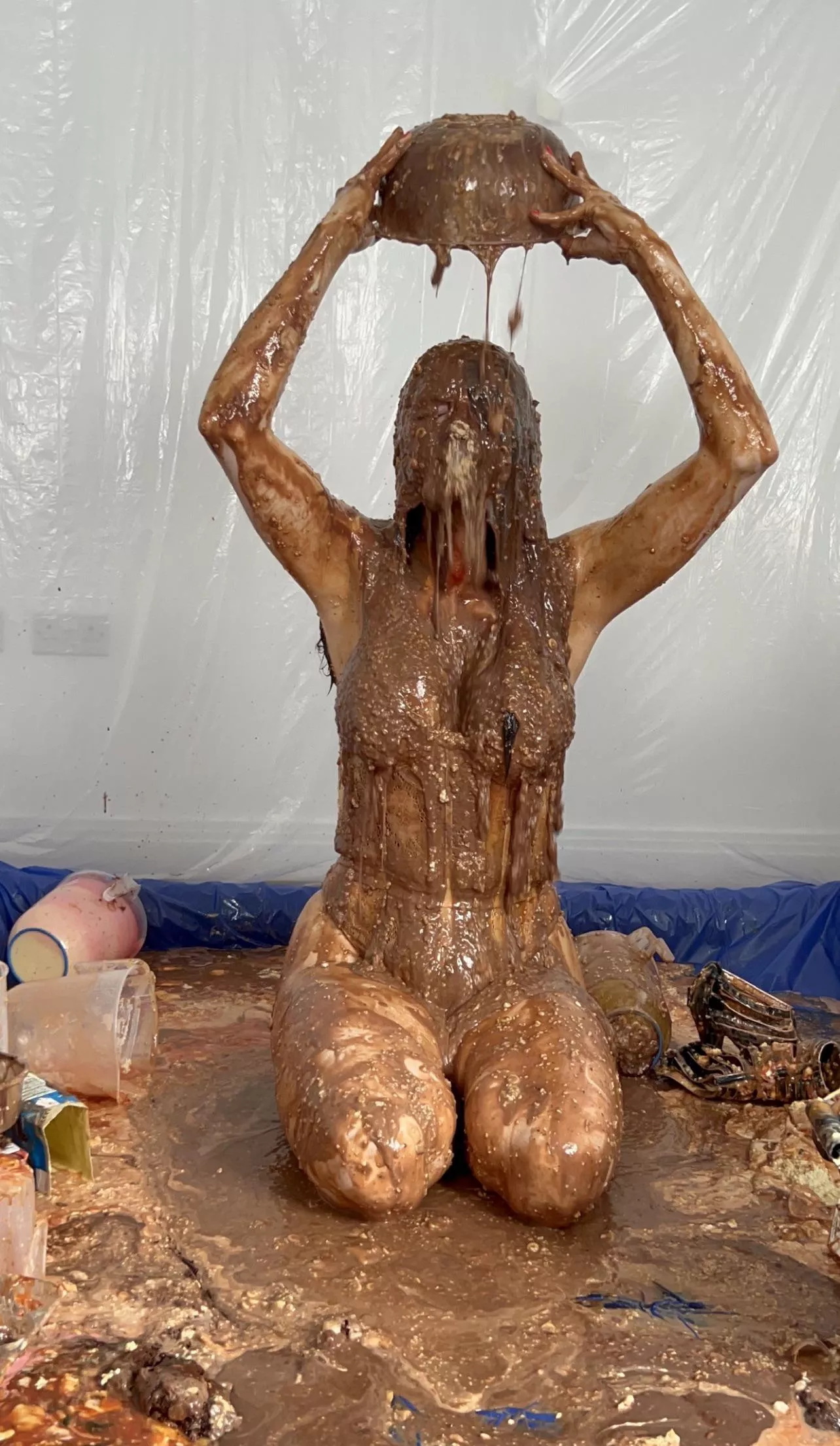 Who can guess what colour this sexy lace lingerie bodice was before this Sploshing session started?? Xx