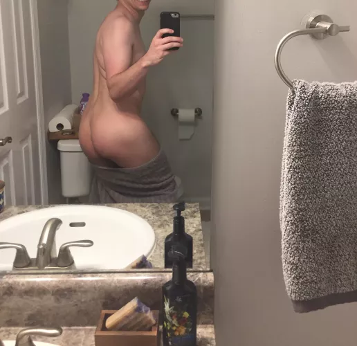 Whoever comments, gets to hit it 😜