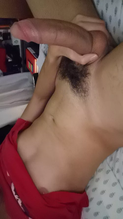 22 Colombian. hmu sluts, only bttms @sebg1228