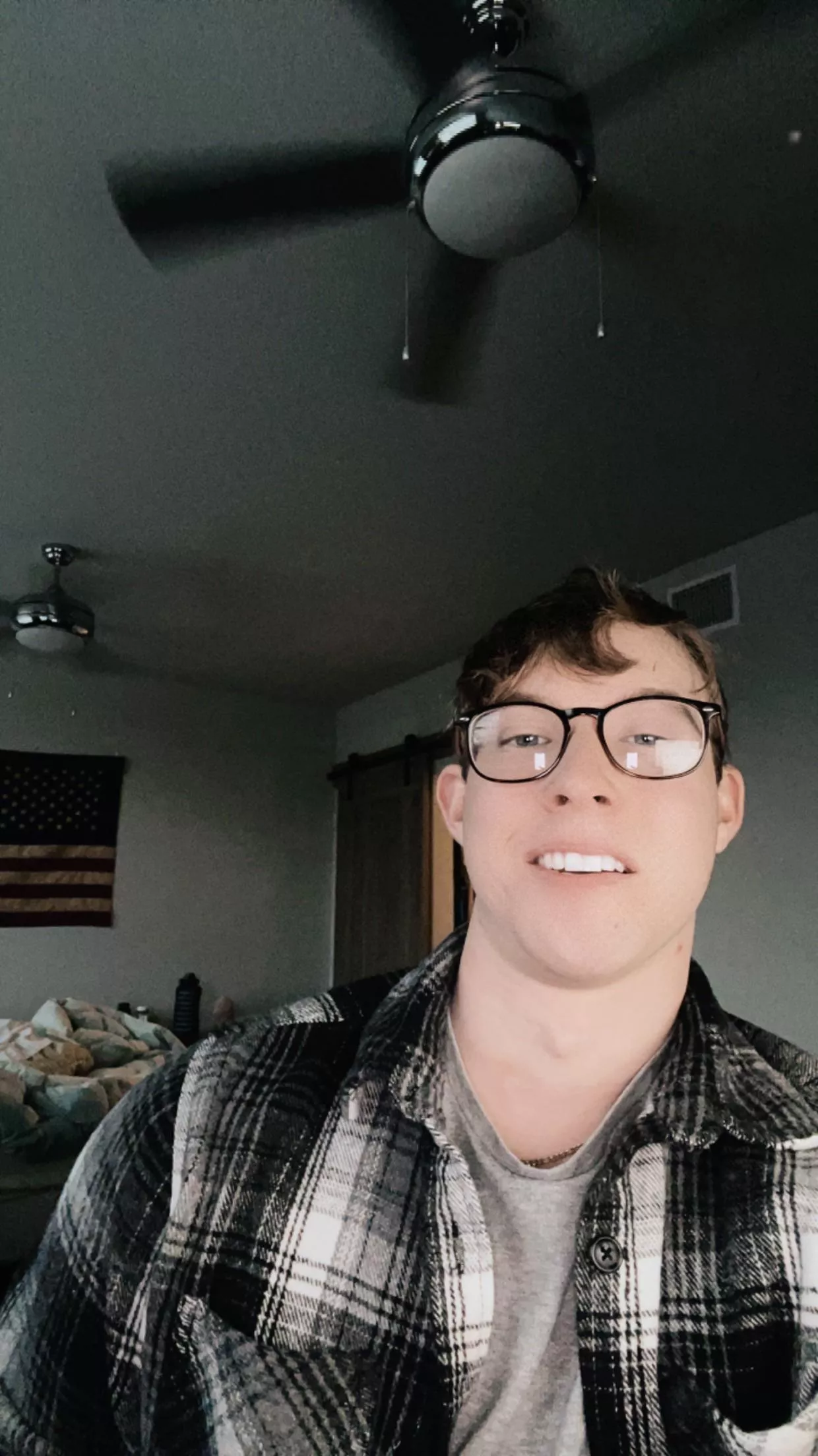 (23) Should I keep the little wave in my hair? 🌊