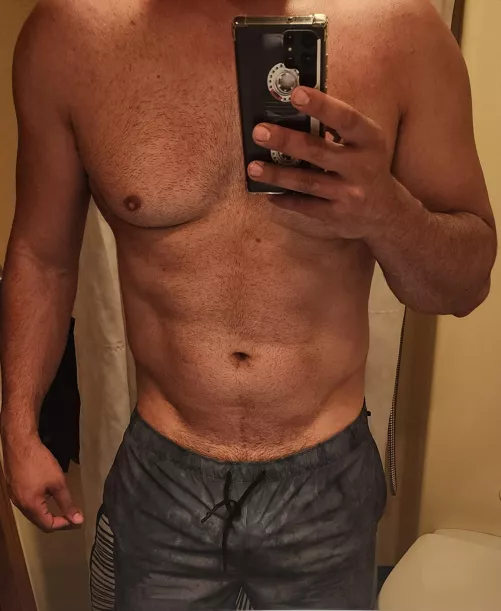 [42] Tell me you have fit older guy kinks by showing and not telling.