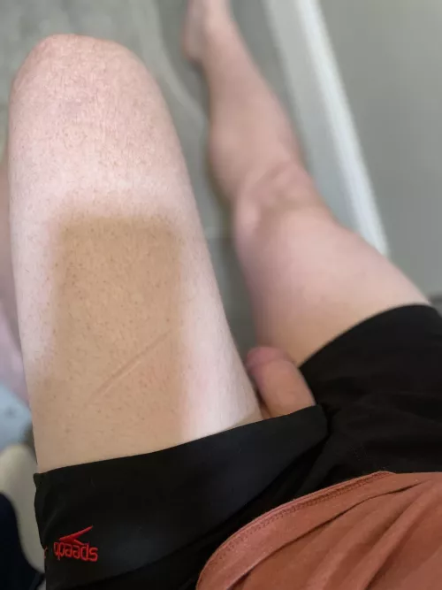 Anyone else missing summer? My pale ass needs a sunburn 🤷‍♂️