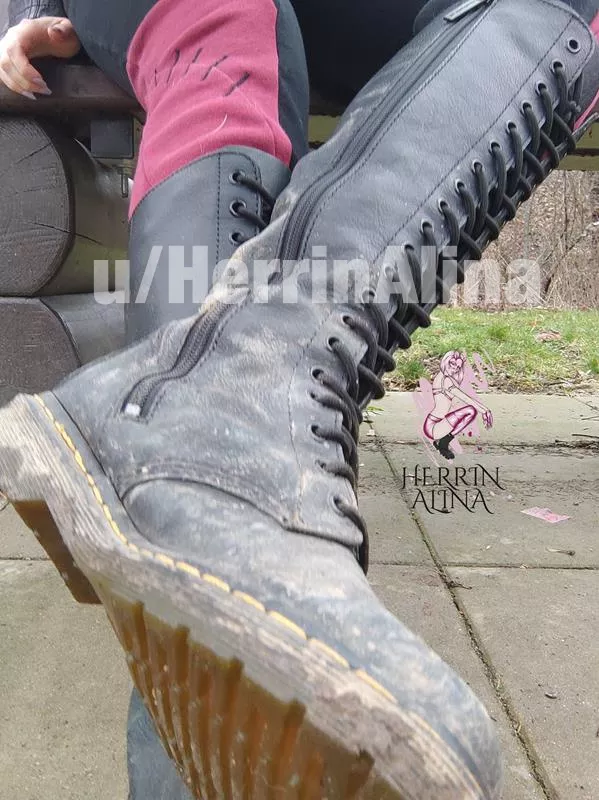 are you hungry, pet?