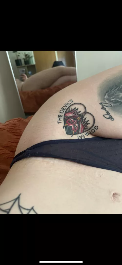 Call me the devil… want to see more of my thickness?