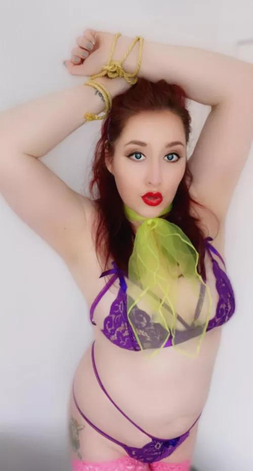 Daphne clearly loves being kidnapped by the bad guy!